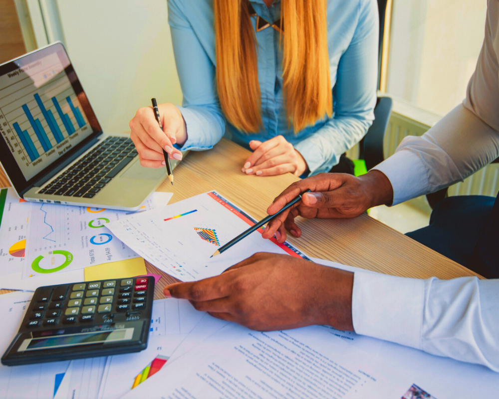 Abrir empresa online é fácil. Manter regularizada? Nem sempre. Veja os cuidados!
